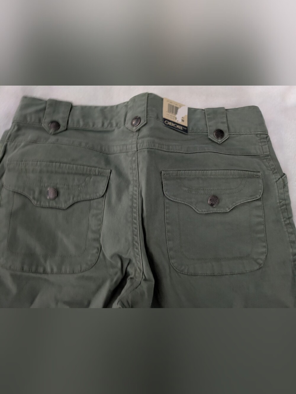 π NWT Cherokee bootcut fatigue green khaki pants - Picture 7 of 10